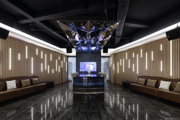 重庆按摩美食，解锁休闲新姿势！