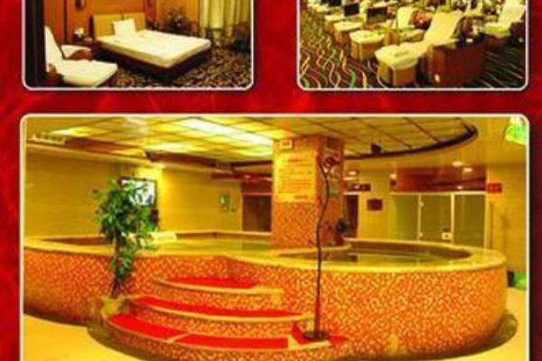 马云重庆夜生活揭秘：繁华背后的人生百态